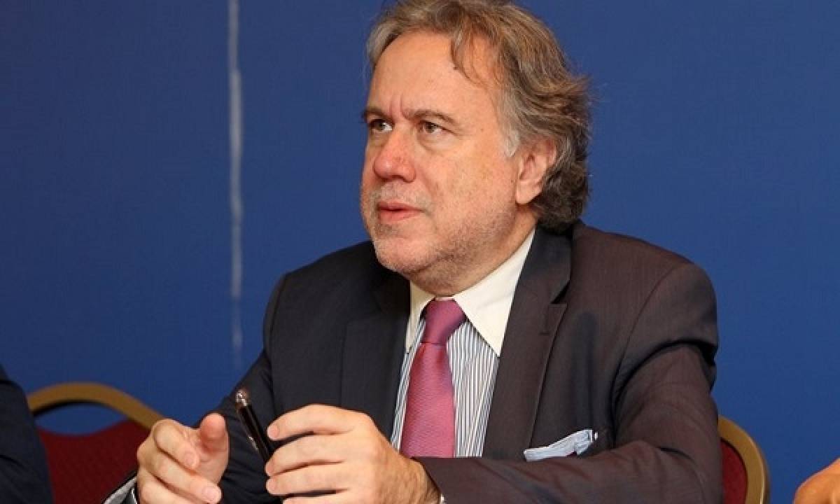 Κατρούγκαλος: Οι αντιρρήσεις του Ιβάνοφ δεν εμποδίζουν τη συμφωνία