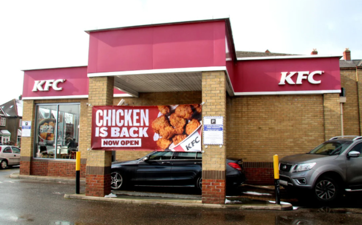 KFC: Σχεδιάζει επενδύσεις ύψους €2 δισ. σε Βρετανία και Ιρλανδία