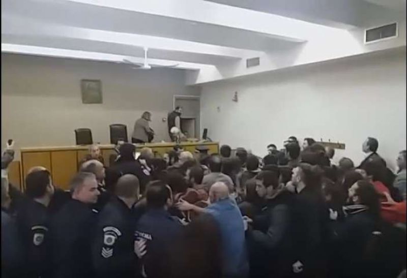Νέα ένταση κατά των πλειστηριασμών στο Ειρηνοδικείο Θεσσαλονίκης
