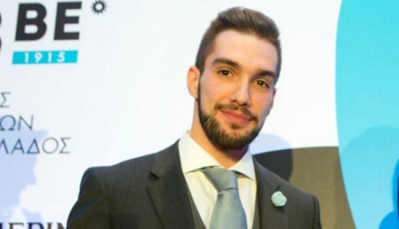 Στους ώμους του Νικόλαου Χαΐτογλου ο Μακεδονικός χαλβάς
