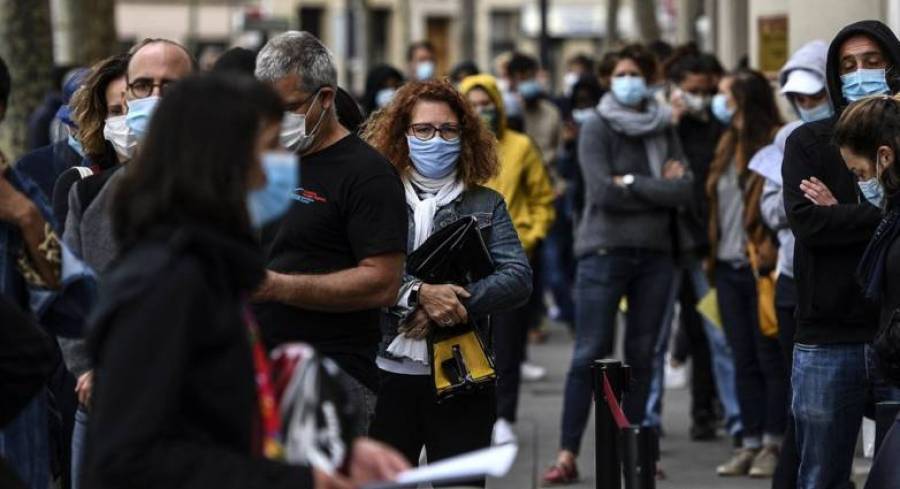 Μέτρα... αλά Αυστρία για ανεμβολίαστους, τρίτη δόση για εμβολιασμένους
