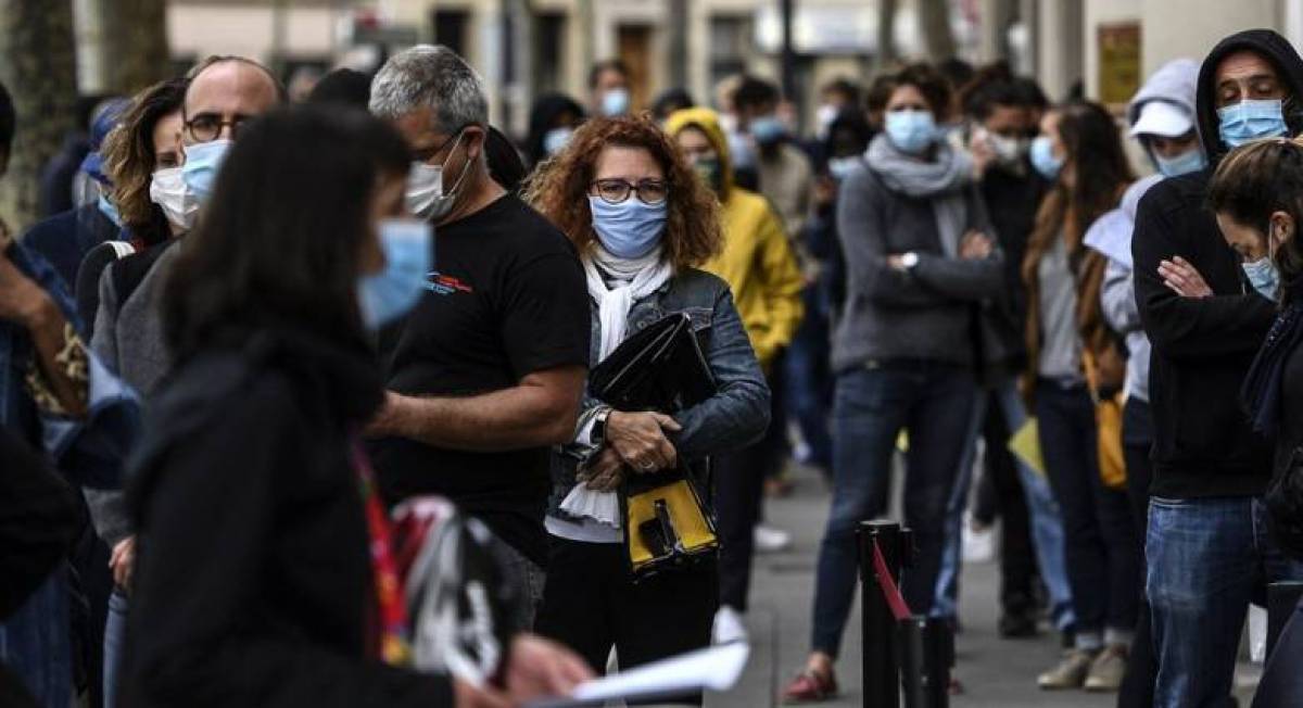 Μέτρα... αλά Αυστρία για ανεμβολίαστους, τρίτη δόση για εμβολιασμένους