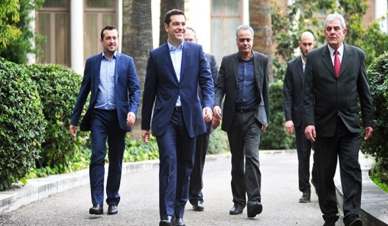FAZ: Ο Τσίπρας έβγαλε την Ελλάδα από την ανάπτυξη