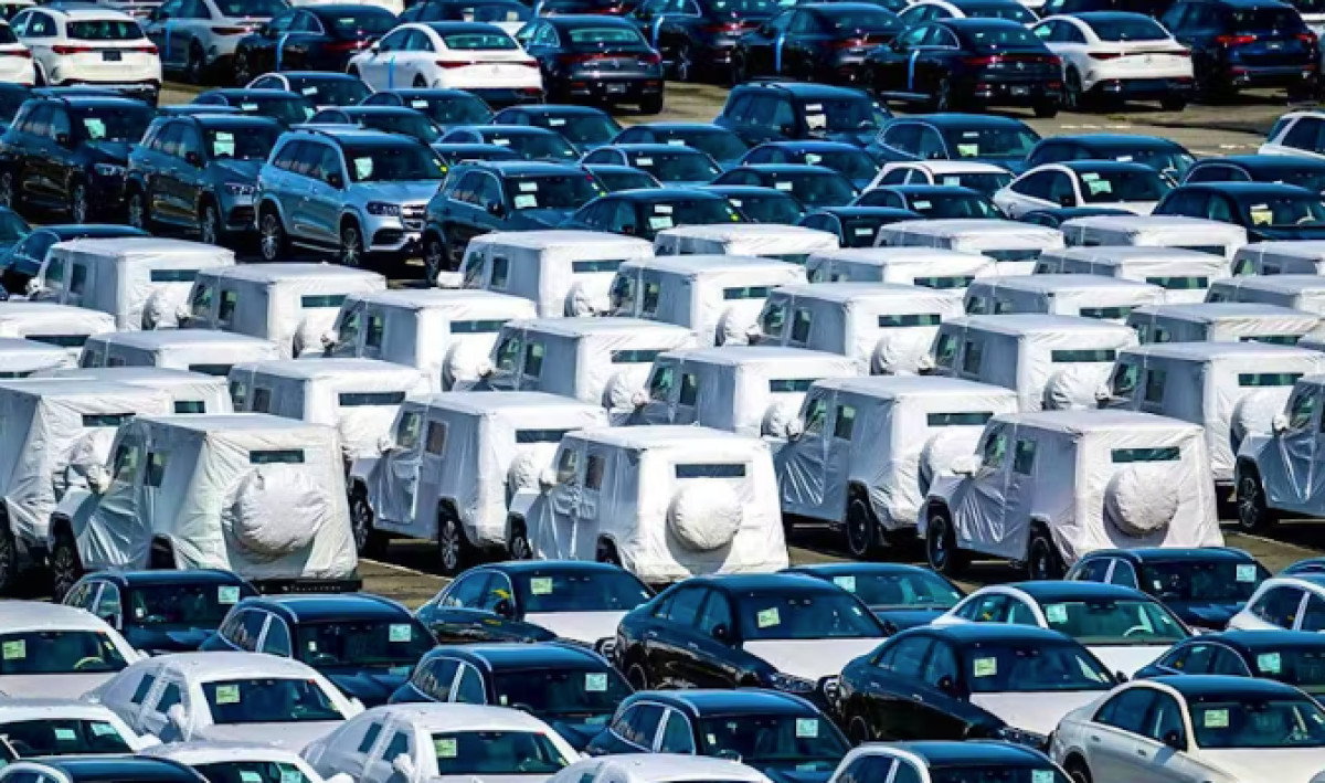 ΕΕ: Χαλαρώνουν οι στόχοι CO2 για τις αυτοκινητοβιομηχανίες