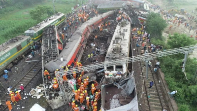 Ινδία-Σιδηροδρομικό δυστύχημα: Για ανθρώπινο λάθος κάνει λόγο η αστυνομία