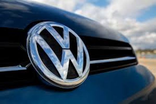DW: Τα χειρότερα πέρασαν για τη Volkswagen
