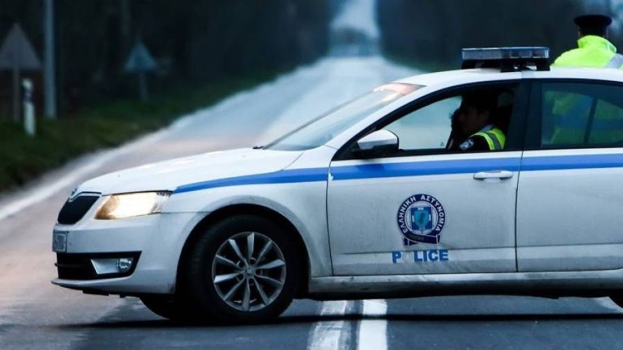 Κινηματογραφική καταδίωξη διαρρηκτών στη λεωφόρο Βάρης- Κορωπίου