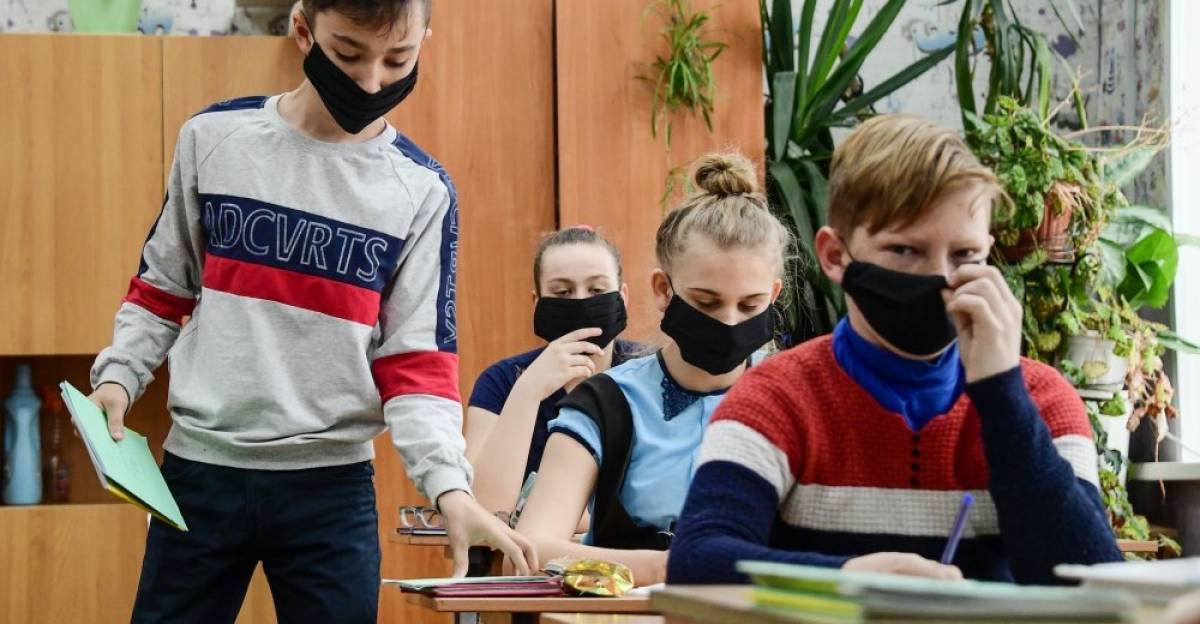 Γαλλία: Να μην ανοίξουν τα σχολεία ζητούν οι δήμαρχοι