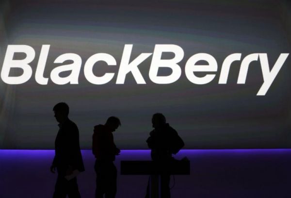 Ζημιογόνο το β' τρίμηνο για την BleckBerry - Κοντά στο 1 δισ. δολάρια οι απώλειες