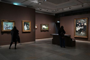 Δύο πίνακες του Ρενουάρ αγνοούνται μετά από ληστεία σε μουσείο στη Γαλλία
