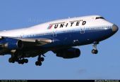 Η United Ailrines στηρίζει την Boeing