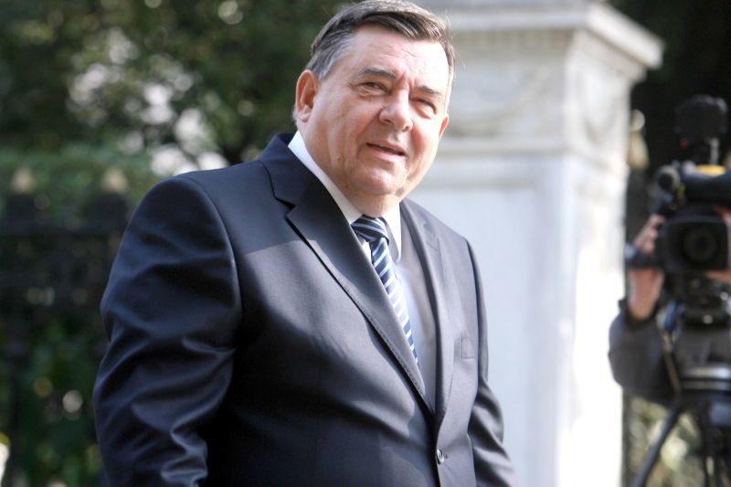 Ποινή φυλάκισης 12 μηνών με 3ετή αναστολή στον Καρατζαφέρη