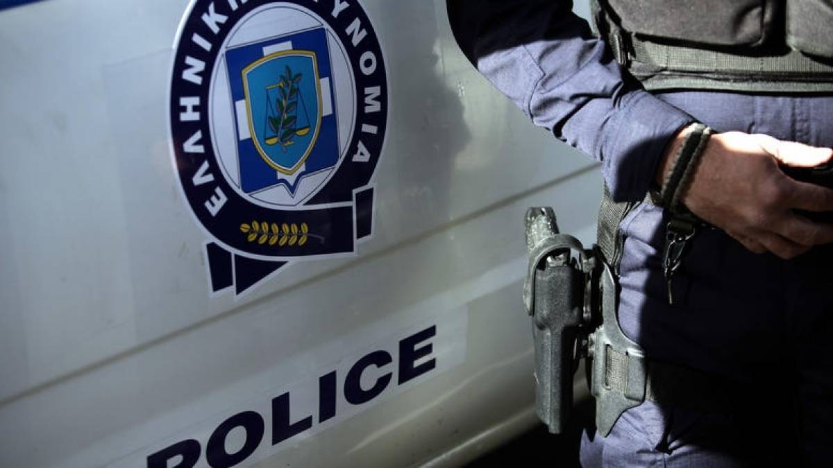 Συλλήψεις για χρήση πλαστών ταξιδιωτικών εγγράφων στο Ηράκλειο