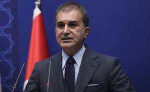 Τσελίκ: Οι διαφορές δε λύνονται με γαλλικά πλοία στη Μεσόγειο