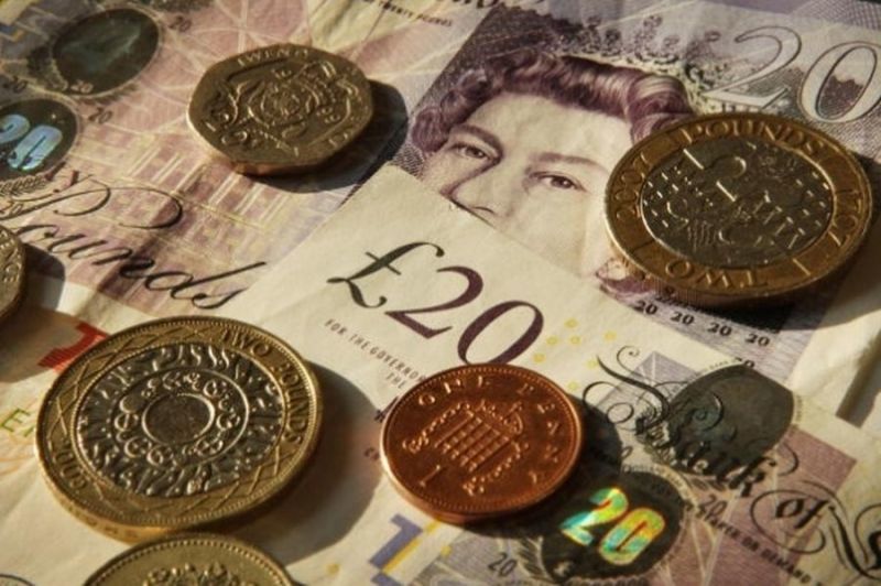 «Βουτιά» 20% στη βρετανική λίρα σε περίπτωση Brexit