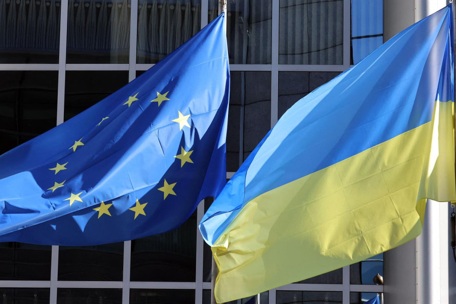 Διχασμένοι οι Έλληνες για τους χειρισμούς της ΕΕ στην Ουκρανία