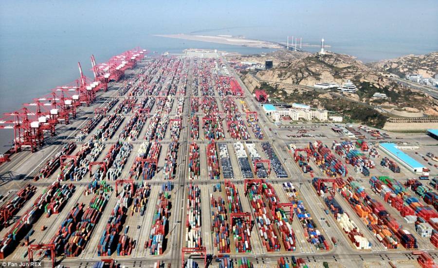 Τα λιμάνια Σαγκάης και Ningbo-Zhoushan ετοιμάζονται για τον τυφώνα Chanthu