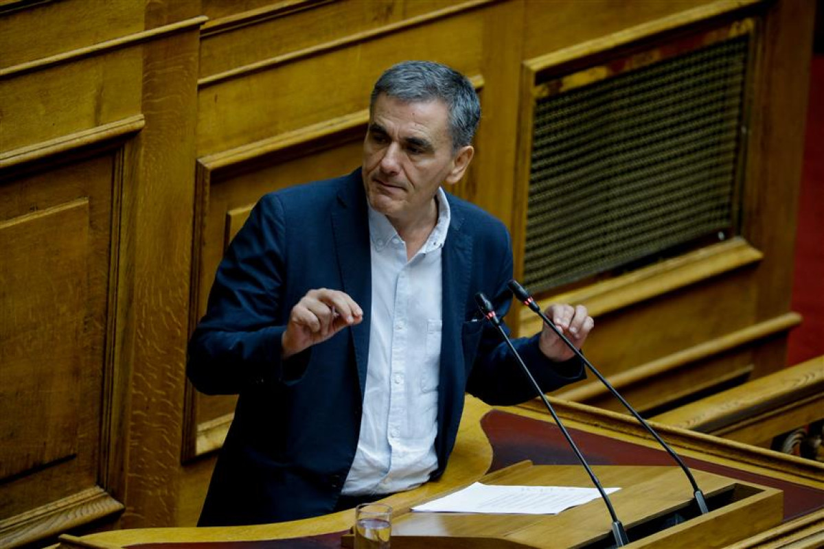 Τσακαλώτος: Υπάρχει κρίση δημοκρατίας- Άμεση πτώση της κυβέρνησης