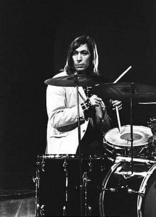 Charlie Watts: Έφυγε o θρυλικός ντράμερ των Rolling Stones