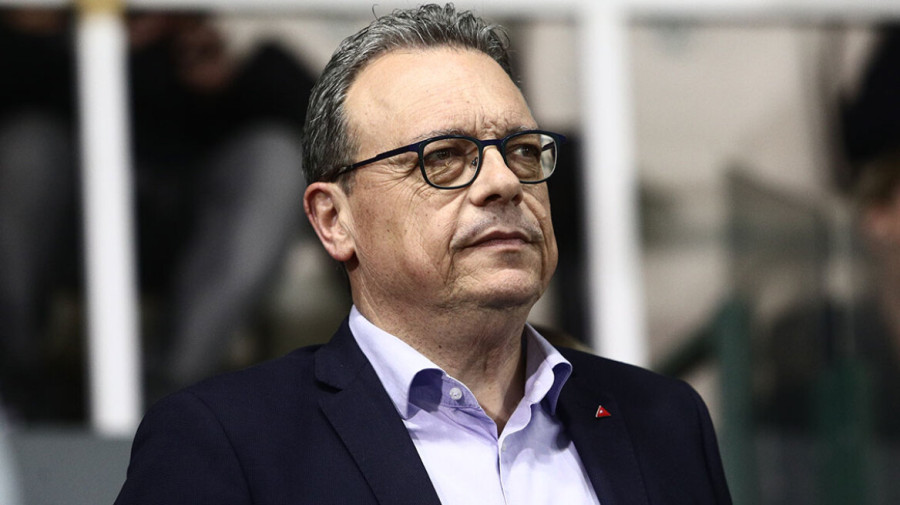 Φάμελλος: Με «σπασμένα φτερά» τα κέρδη των τραπεζών και το 2025