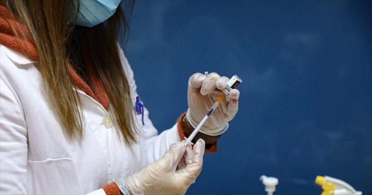 Η πορεία των εμβολιασμών και η ανησυχία για τις παρενέργειες