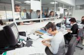 Εκπίπτουν οι ασφαλιστικές εισφορές των ελεύθερων επαγγελματιών
