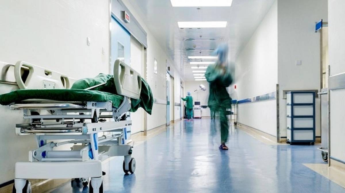 Κορονοϊός-Ελλάδα: 262 κρούσματα - 46 νεκροί - 473 διασωληνωμένοι