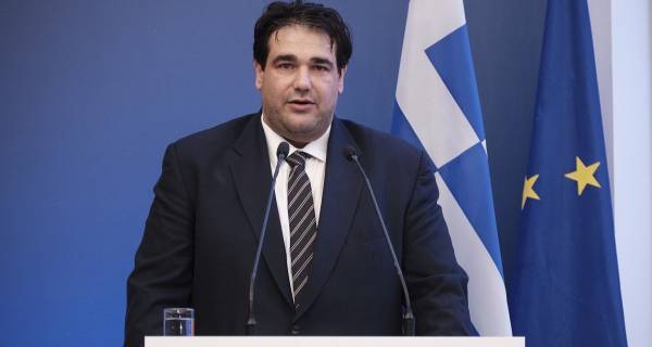 Λιβάνιος: Σε λίγες μέρες στα φαρμακεία τα self test