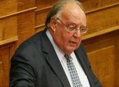 Αιχμές Πάγκαλου για ευθύνες Παπανδρέου στην υπόθεση της λίστας Λαγκάρντ