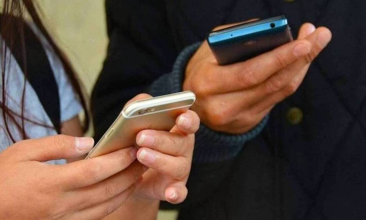 Επιτροπή λοιμωξιολόγων: Συνεδρίαση για SMS, διαδημοτικές μετακινήσεις