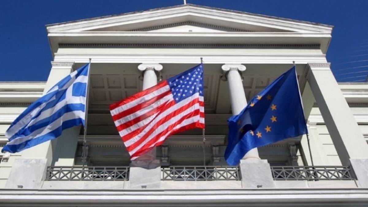 Συνάντηση υφυπουργού Εξωτερικών Κ.Βλάση με τον Αμερικανό πρέσβη Τζ.Πάιατ