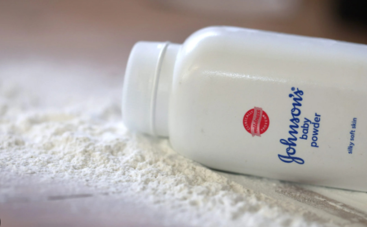 Johnson &amp; Johnson: Διακανονισμός $6,5 δισ. για τα ύποπτα ταλκ