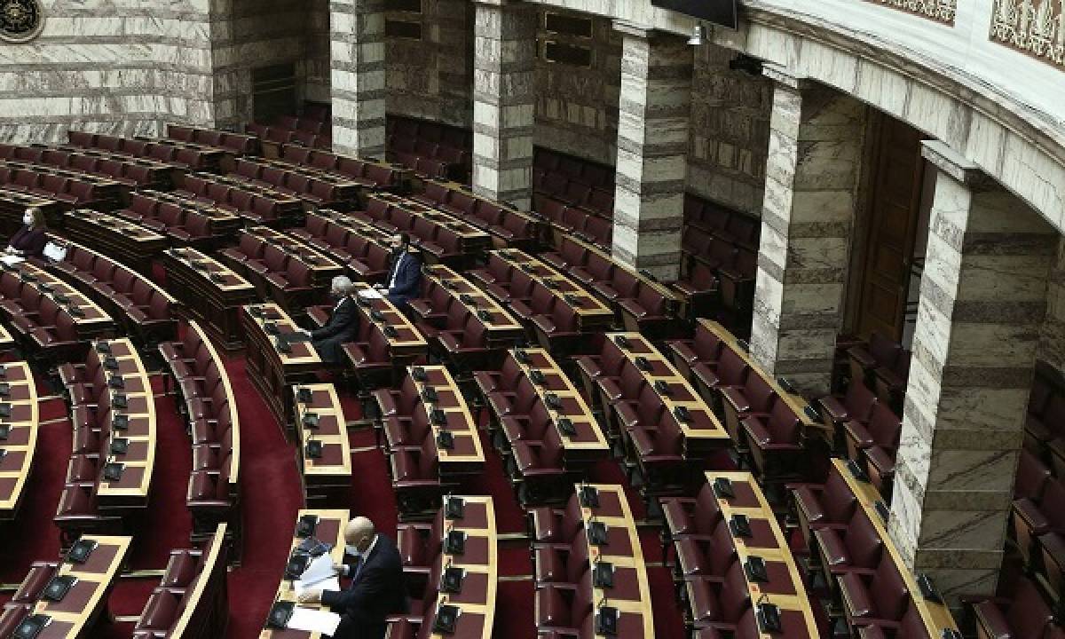 Πέρασε το νομοσχέδιο για τη διευκόλυνση άσκησης οικονομικών δραστηριοτήτων