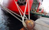 "Δεμένα" στα λιμάνια από τη Δευτέρα τα πλοία- 48ωρες επαναλαμβανόμενες απεργίες αποφάσισε η ΠΝΟ