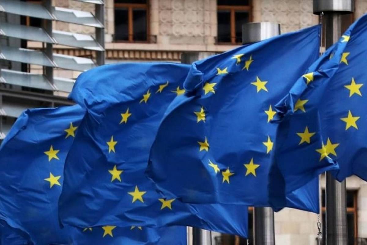 ΕΕ για σχολεία: 250 εκατ. για φρούτα, λαχανικά και γάλα