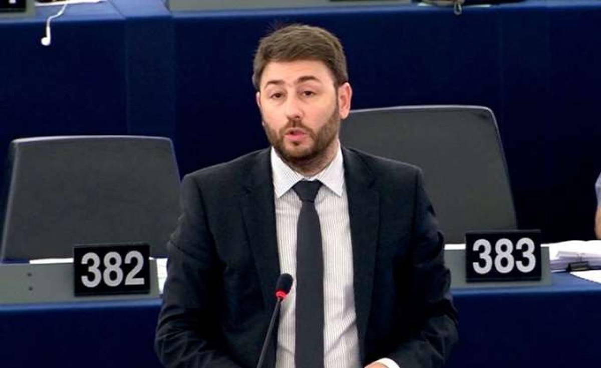 Ανδρουλάκης: Μνημείο προκλήσεων η συνέντευξη Τσαβούσογλου
