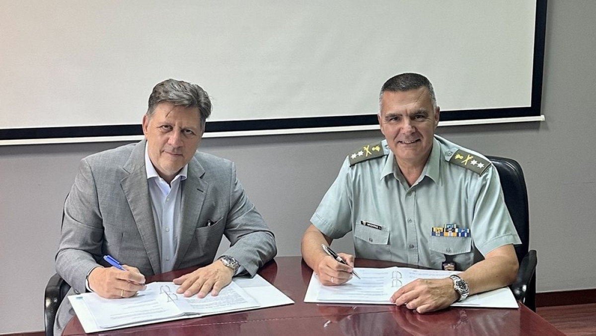 Ναυπηγεία Σκαραμαγκά: Σύμβαση για την αναβάθμιση των φρεγατών ΜΕΚΟ