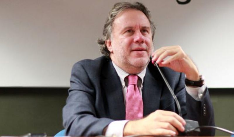 Κατρούγκαλος: «Η γάτα των Ιμαλαΐων ξέχασε να τους πει ότι…»