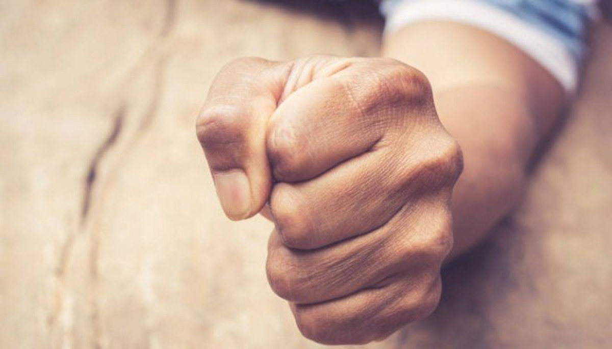 «Μεθυσμένος» δήλωσε ο 52χρονος που ξυλοκόπησε την 43χρονη αστυνομικό