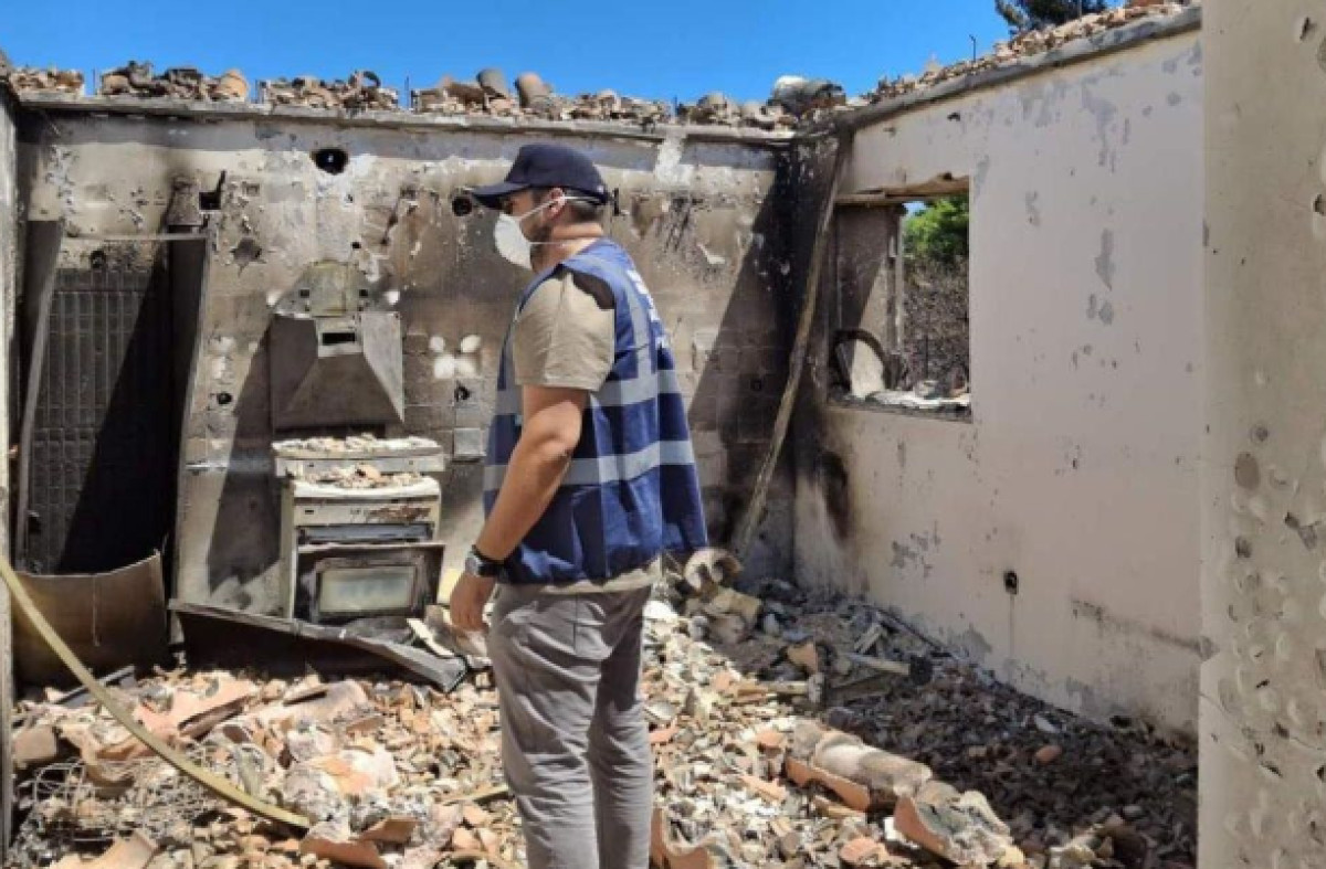 Αυτοψία σε 62 κτήρια μετά τις πυρκαγιές Ιουλίου – «Κίτρινη» σήμανση για περισσότερα από τα μισά
