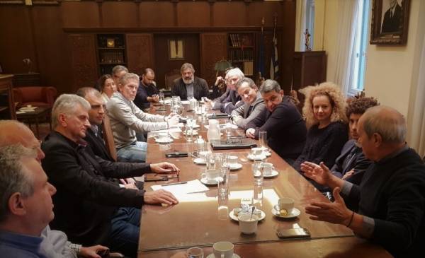 Με τον Εμπορικό Σύλλογο Αθηνών συναντήθηκε ο Γερουλάνος