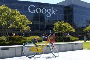 «Κατηγορώ» Daily Mail κατά Google για χειραγώγηση της αγοράς