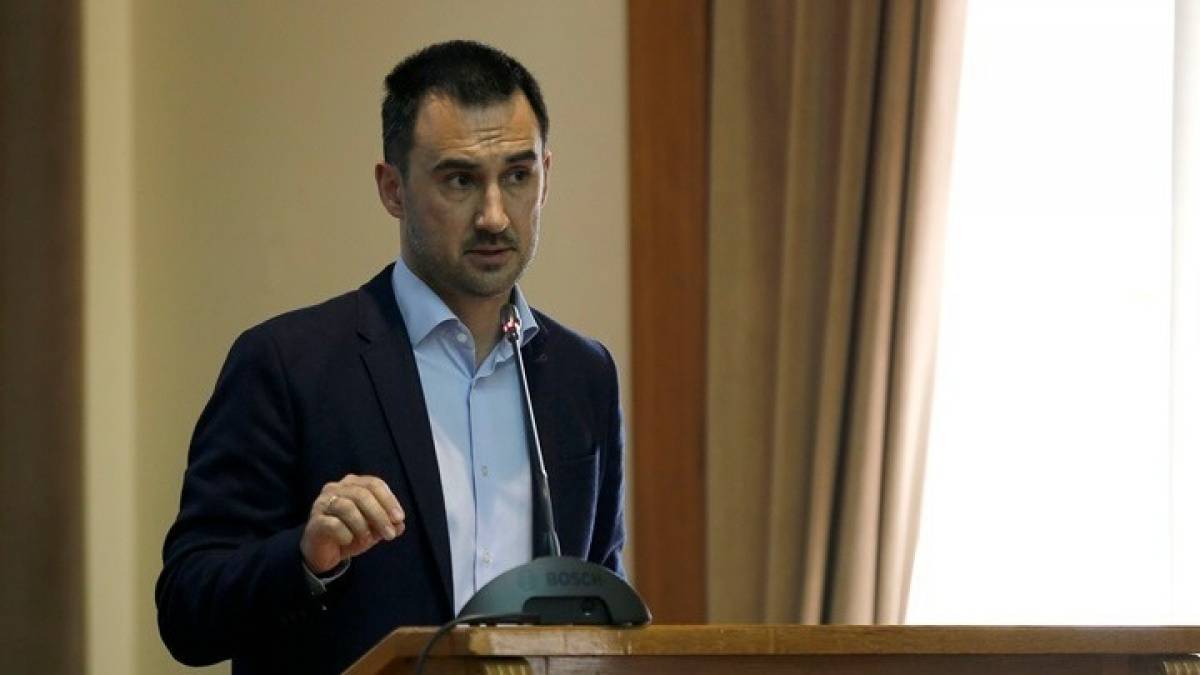 Χαρίτσης: Η ενοχοποίηση της κοινωνίας το μόνο σχέδιο της κυβέρνησης