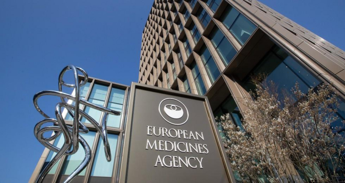 EMA: Νέα εμβόλια κατά των μεταλλάξεων μέχρι το φθινόπωρο