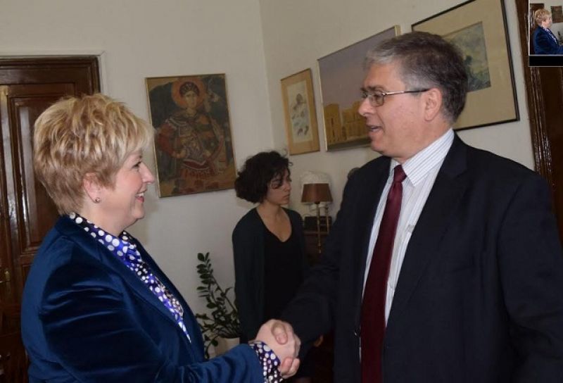Τα Ελληνικά Πετρέλαια στηρίζουν το έργο της απορρύπανσης του Θερμαϊκού