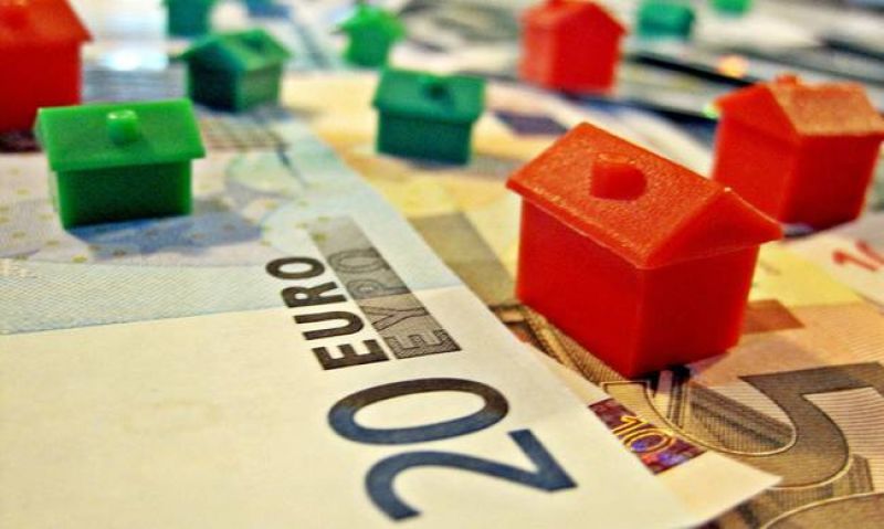 «Στο σφυρί» 16.300 σπίτια για χρέη στην εφορία