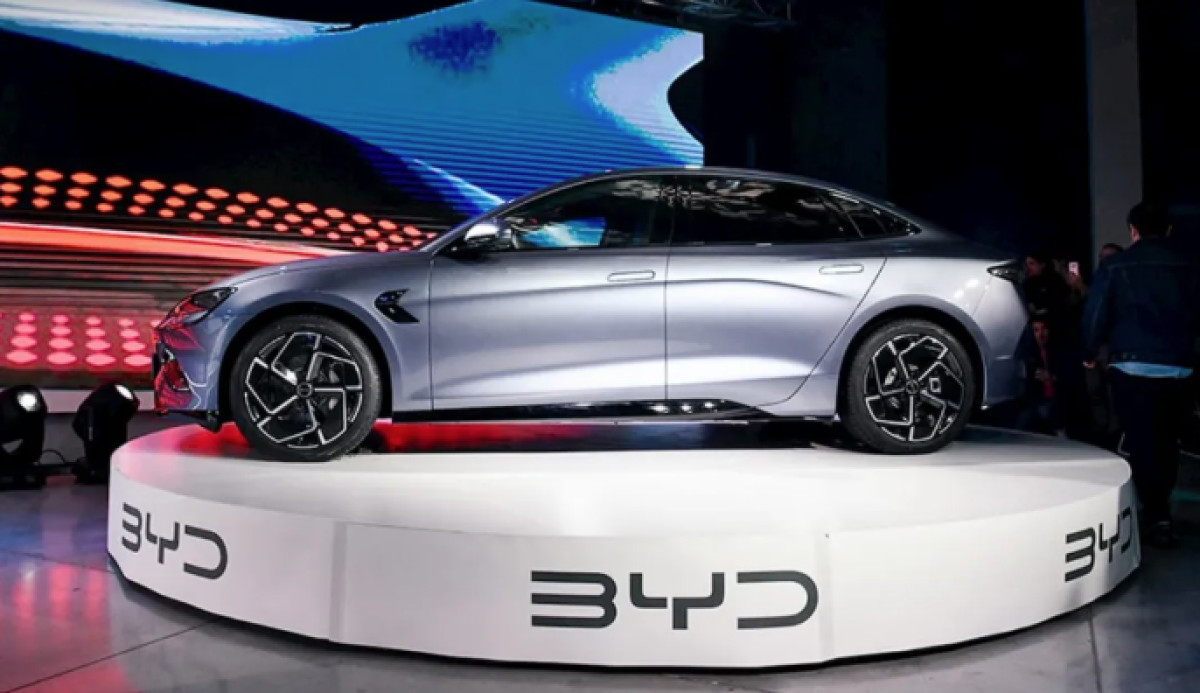BYD: «Βουτιά» των μετοχών ελέω μειώσεων τιμών στα ηλεκτρικά οχήματα