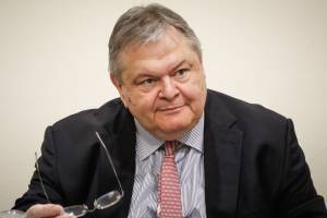 Βενιζέλος: Η γερμανική Δικαιοσύνη... απειλεί και τα ελληνικά ομόλογα