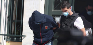 Κολωνός: Νέα δίωξη στον 53χρονο για διακεκριμένη εμπορία ανθρώπων