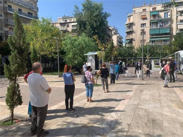 Κορονοϊός: Θετικά 20 από τα 487 τεστ στον Άγιο Παντελεήμονα